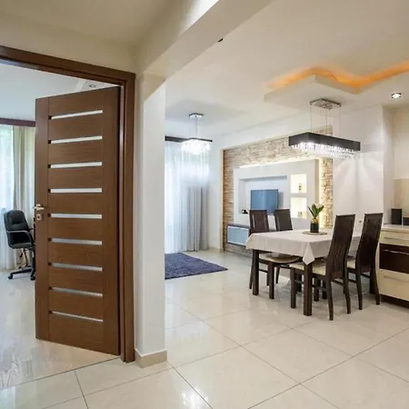 Golden - Location In Center Grzybowska 5 Apartmán Varšava